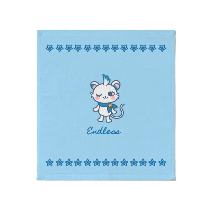 Кто озвучивает Бесконечного?